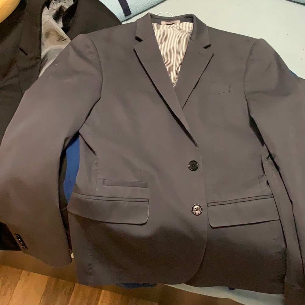 Express Men’s Suit